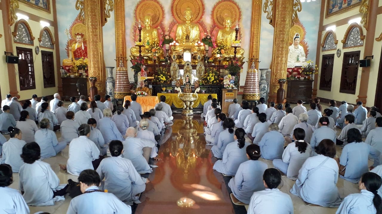 Đạo tràng Niệm Phật chùa Liên Hoa khai khóa tu đầu năm.